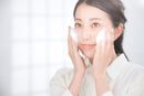 敏感肌ニキビでお悩みの方へ、クレンジングと洗顔方法を見直してみませんか？